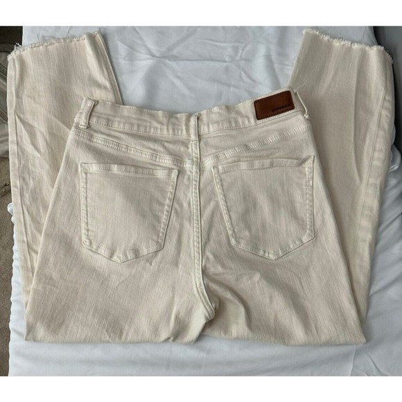 Express Womens Sz 8 Cropped Straight Super High Rise Jeans Raw Hem Beige Denim - Picture 3 of 6